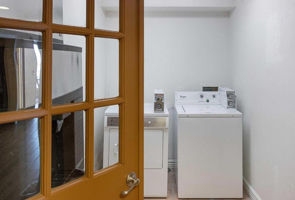 Quality Inn Los Lunas Εξωτερικό φωτογραφία